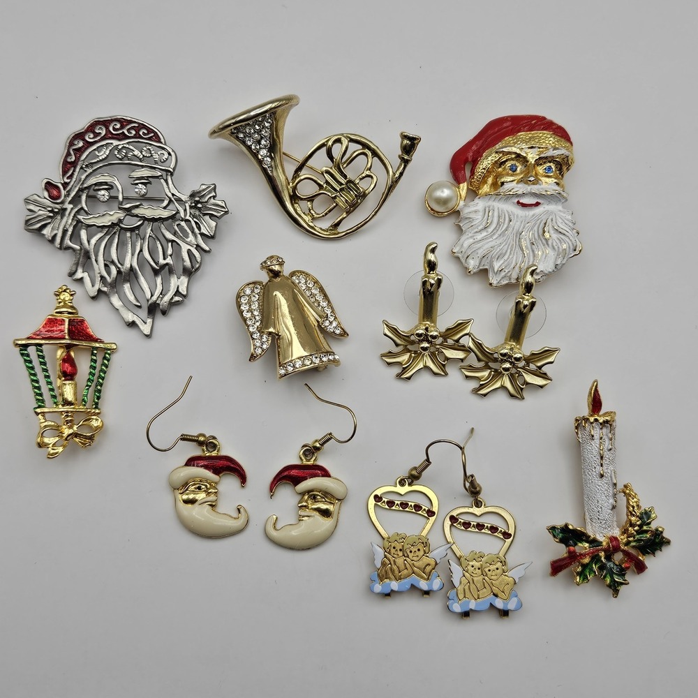 Vintage Christmas Jewelry Lot Brooch Earrings Santa Candles‎